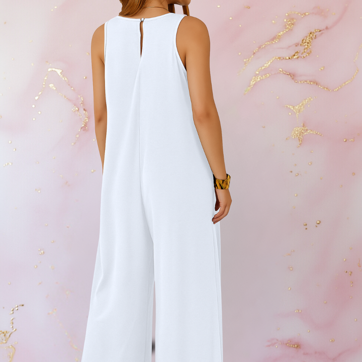 MAGDA - JUMPSUIT MIT V-AUSSCHNITT UND WEITEM BEIN
