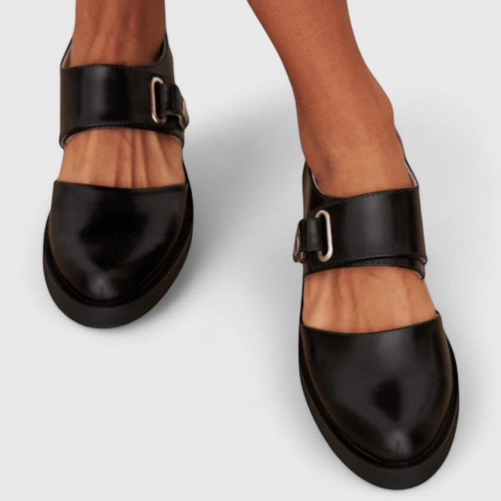 LYSAN – RETRO-SCHUHE MIT MODERNEM TWIST
