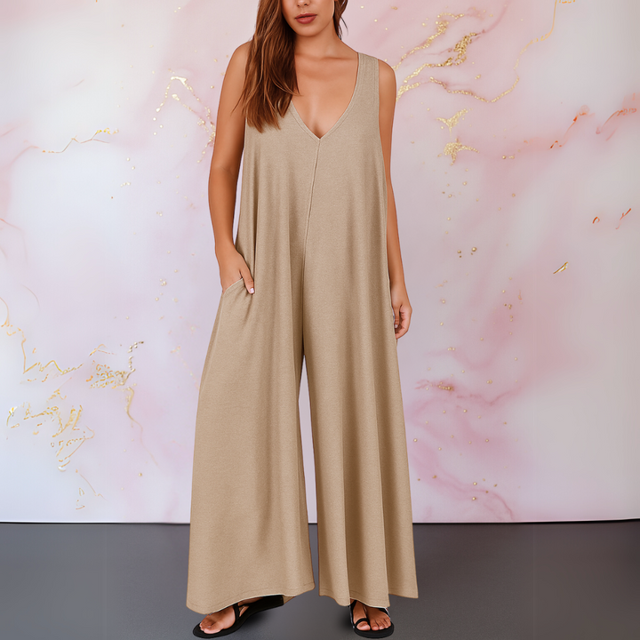 MAGDA - JUMPSUIT MIT V-AUSSCHNITT UND WEITEM BEIN