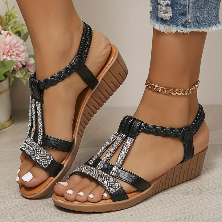 TRUDY – ORTHOPÄDISCHE SANDALEN IM IBIZA-STIL MIT KEILABSATZ