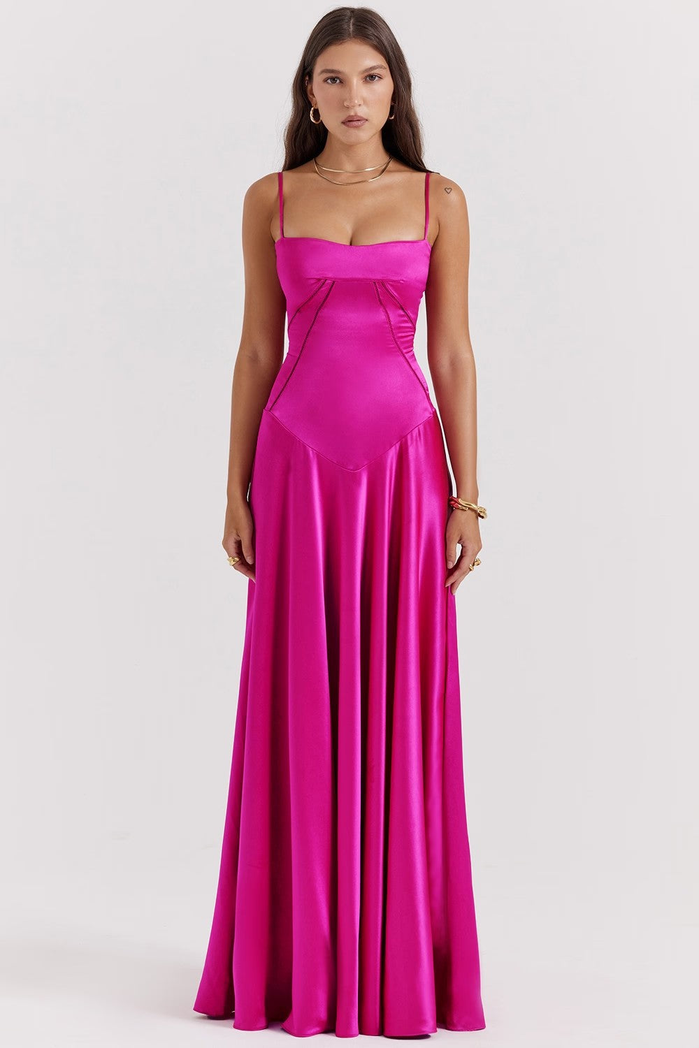 Damen Abendkleid Slim Fit mit Spaghettiträgern und Offenem Rücken – Maxi
