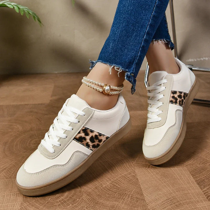 Damen Sneakers mit Leopardenmuster - Schnürung