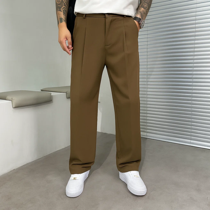 Herrenhose mit Falten und weitem Bein - Baggy