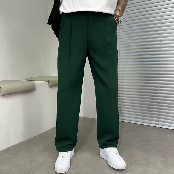 Herrenhose mit Falten und weitem Bein - Baggy