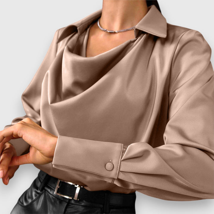 JOLYN - BLUSE MIT LUXURIÖSEM GLANZ UND FALTENKRAGEN
